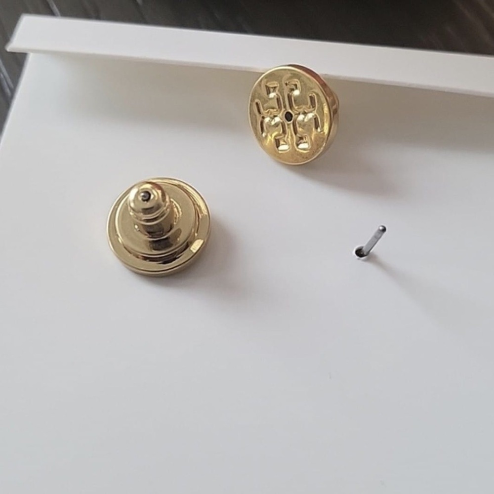 Tory Burch Earrings - Picture 4 of 4